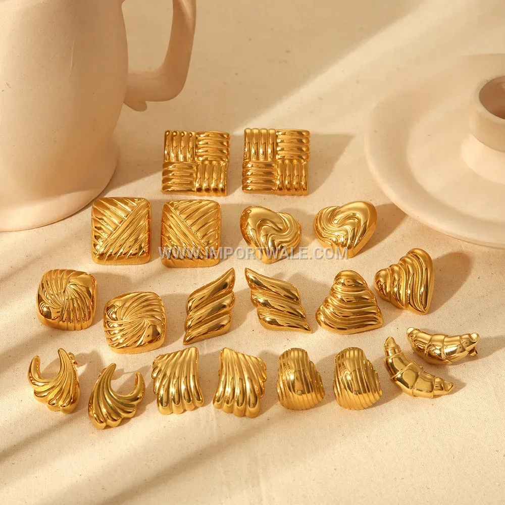 Embossed 18K Gold Plated Titanium Steel Molded Stud Earrings