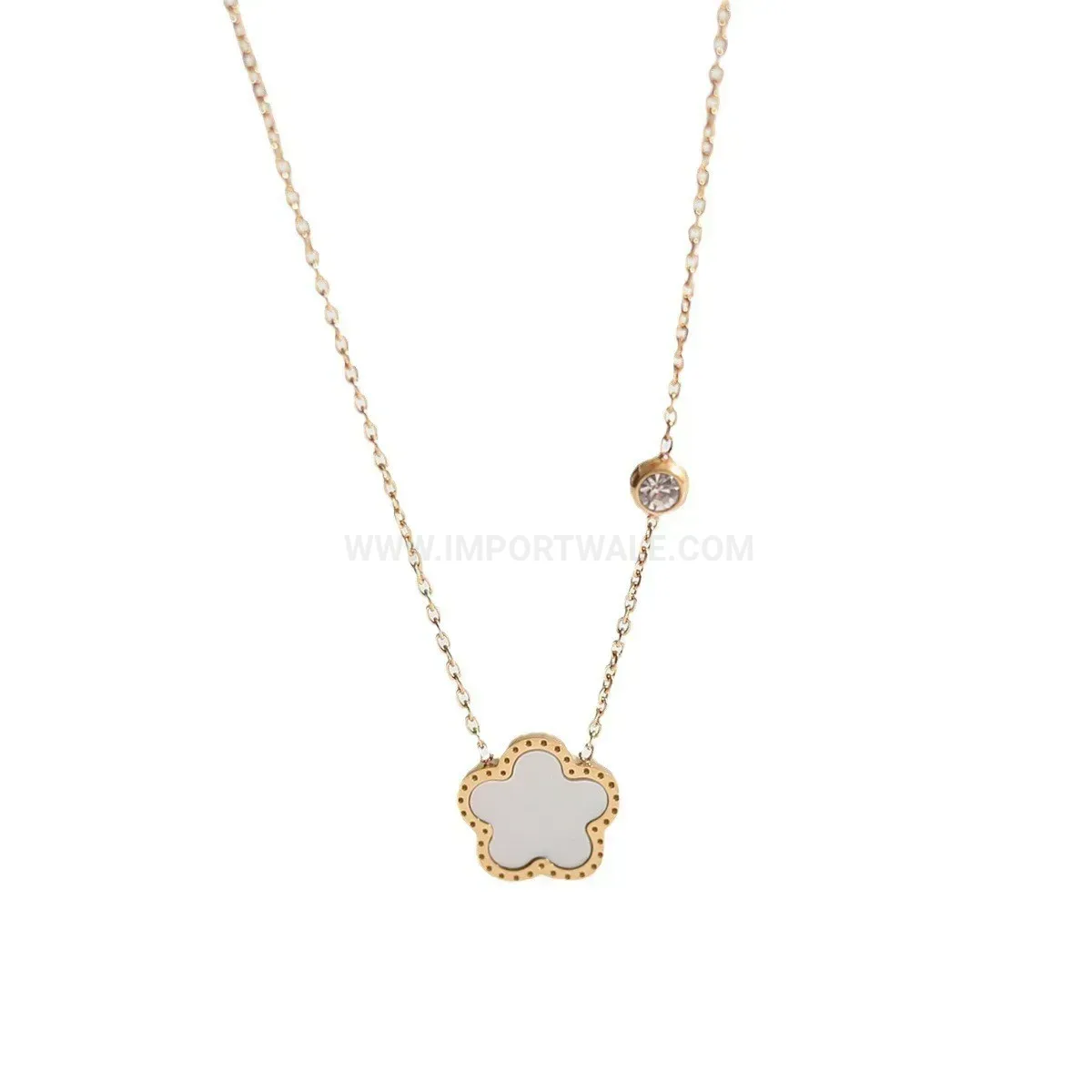 Chic Titanium Steel Flower Pendant Necklace with Mother of Pearl and Rhinestones