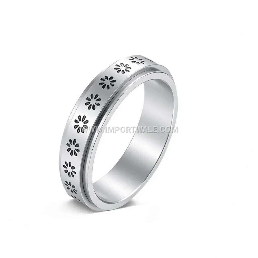 Spinning Floral Motif Stainless Steel Cocktail Ring
