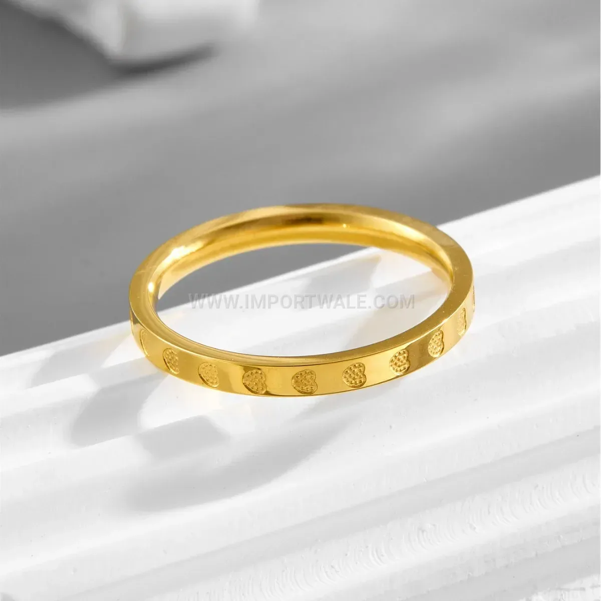 18K Gold Plated Heart Pattern Titanium Steel Ring