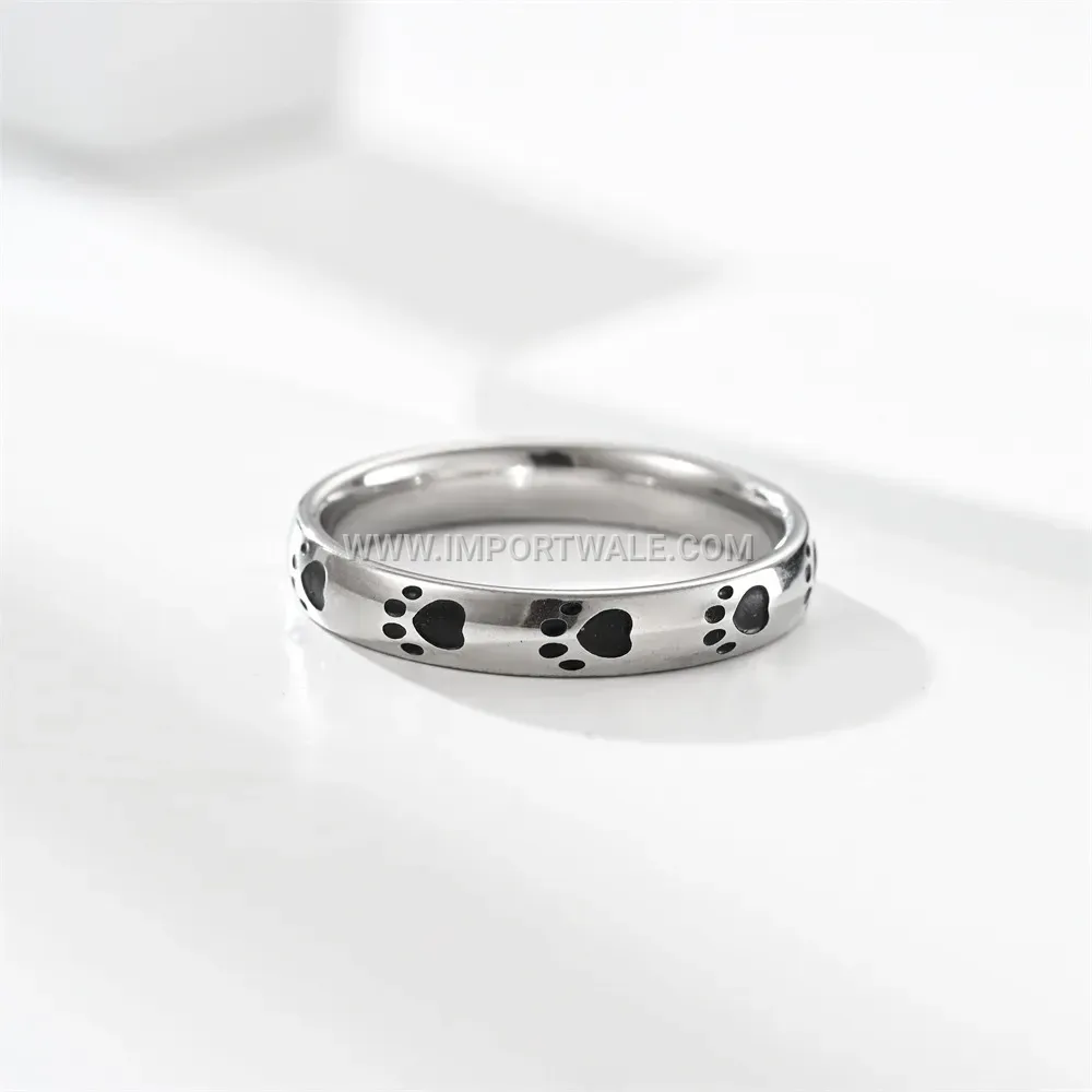 Stainless Steel Etched Cat Paw Print Band Ring