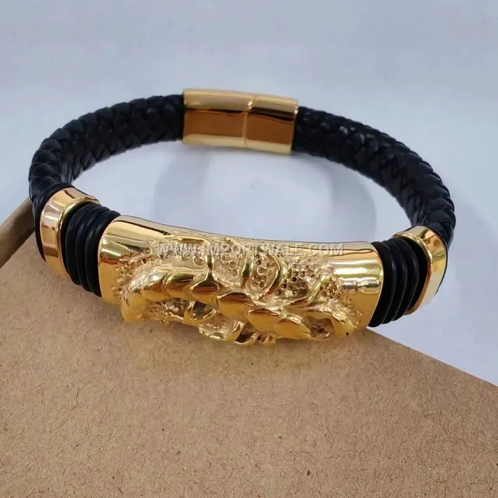 Pressed Shell Pattern Stainless Steel C-Shape Bangle