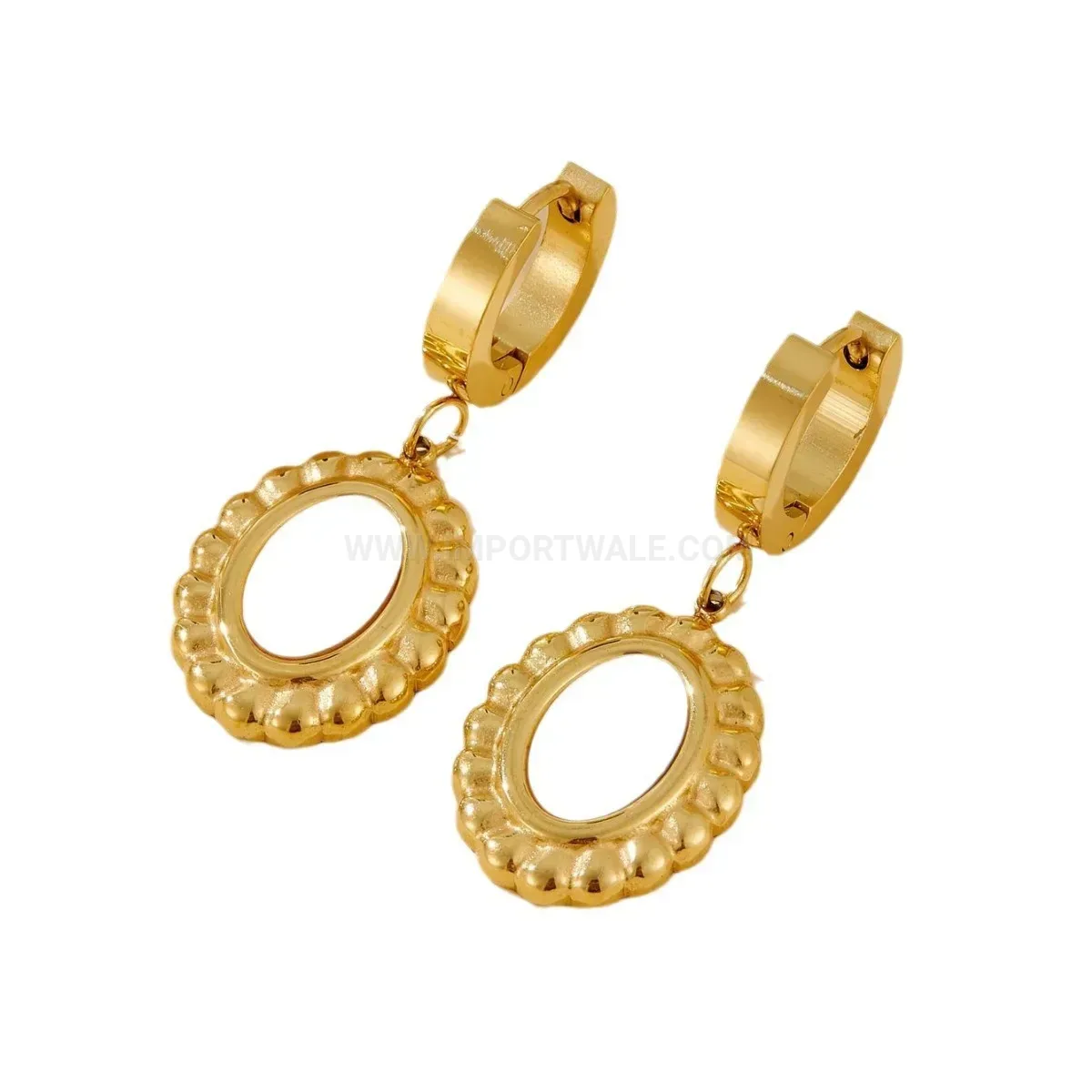 Modern Gold Titanium Steel Shell Pendant Necklace and Earring Set