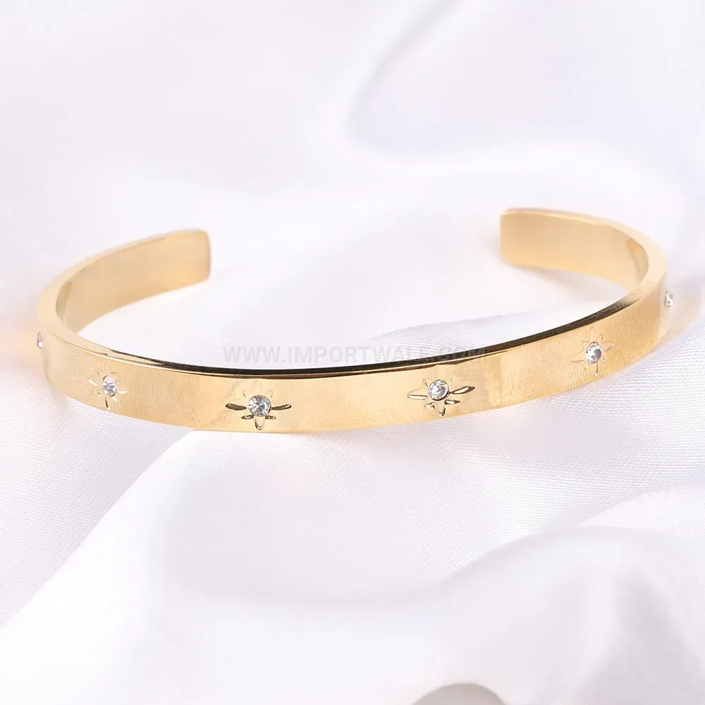 Chic 18K Gold Plated Stainless Steel Hollow Sun Bangle with Rhinestones