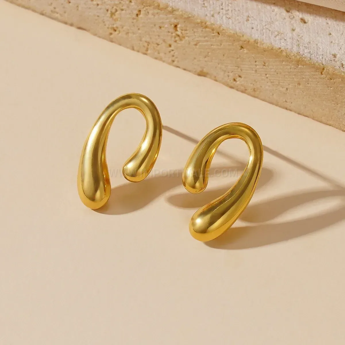 Openwork Irregular Teardrop Titanium Steel Stud Earrings