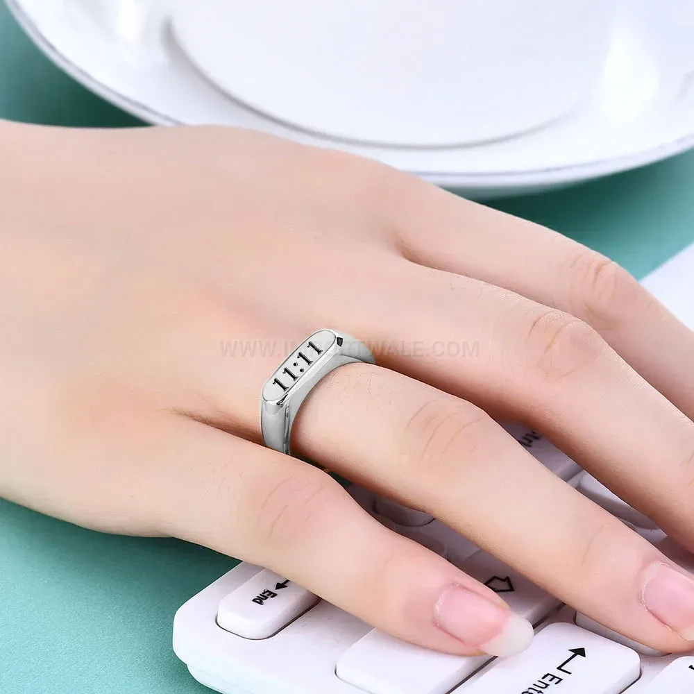 Fashion Engraved Oval Stainless Steel Signet Ring