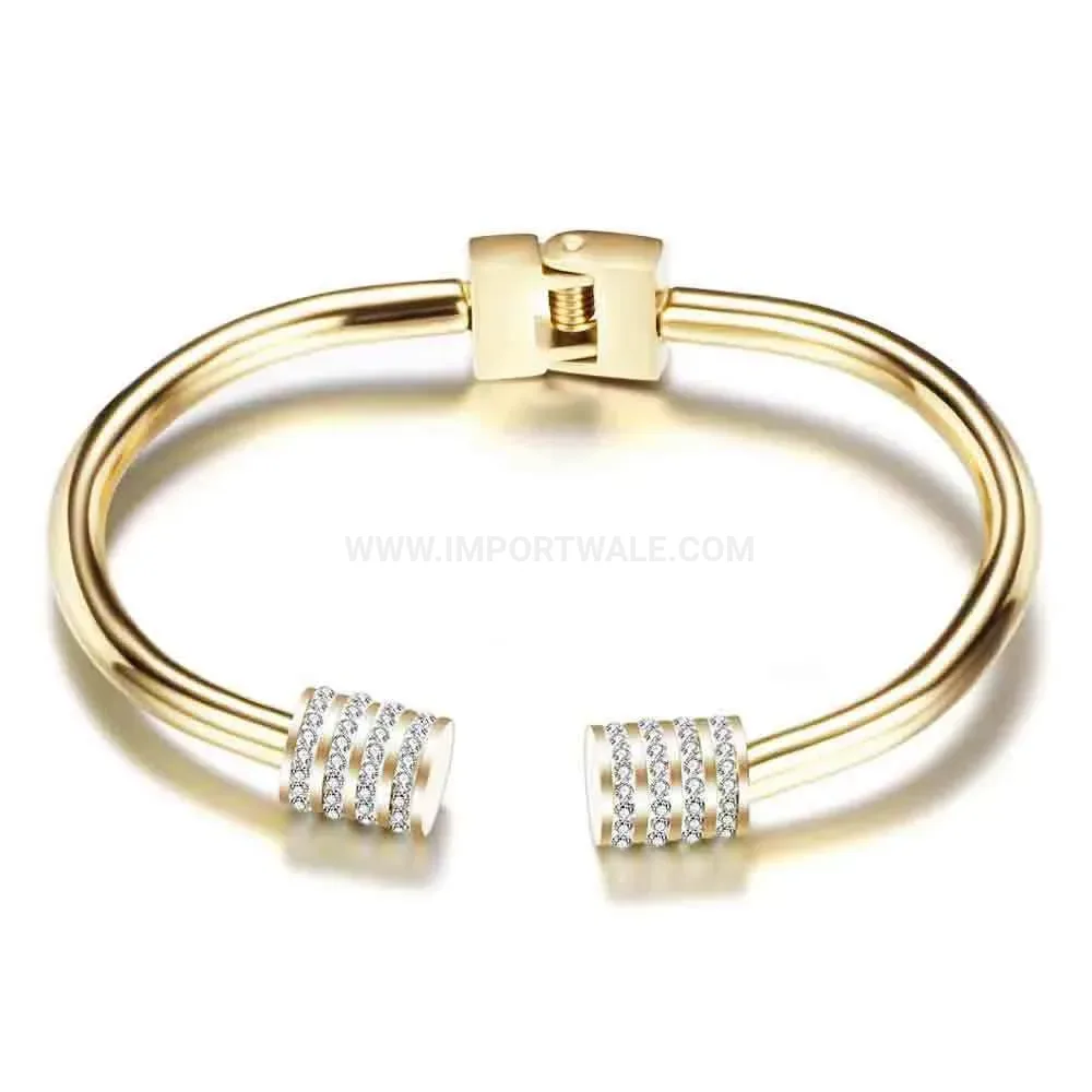 Chic Minimalist 18K Gold Plated Rhinestone Stainless Steel Open Bangle