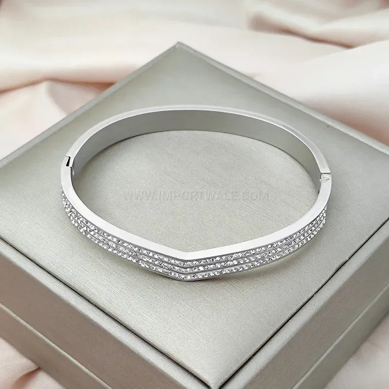 Fashion Triple Row Rhinestone V Shaped Titanium Steel Bangle