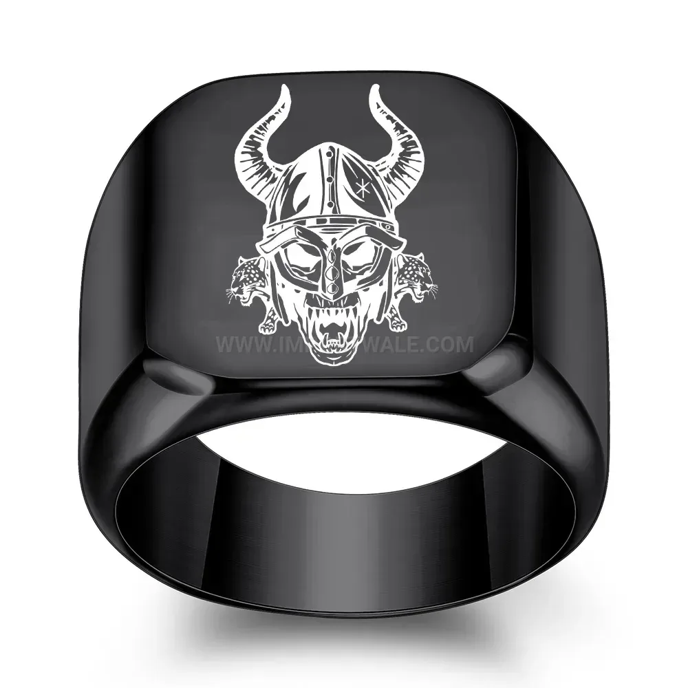 Chic Engraved Monster Motif Square Top Stainless Steel Ring