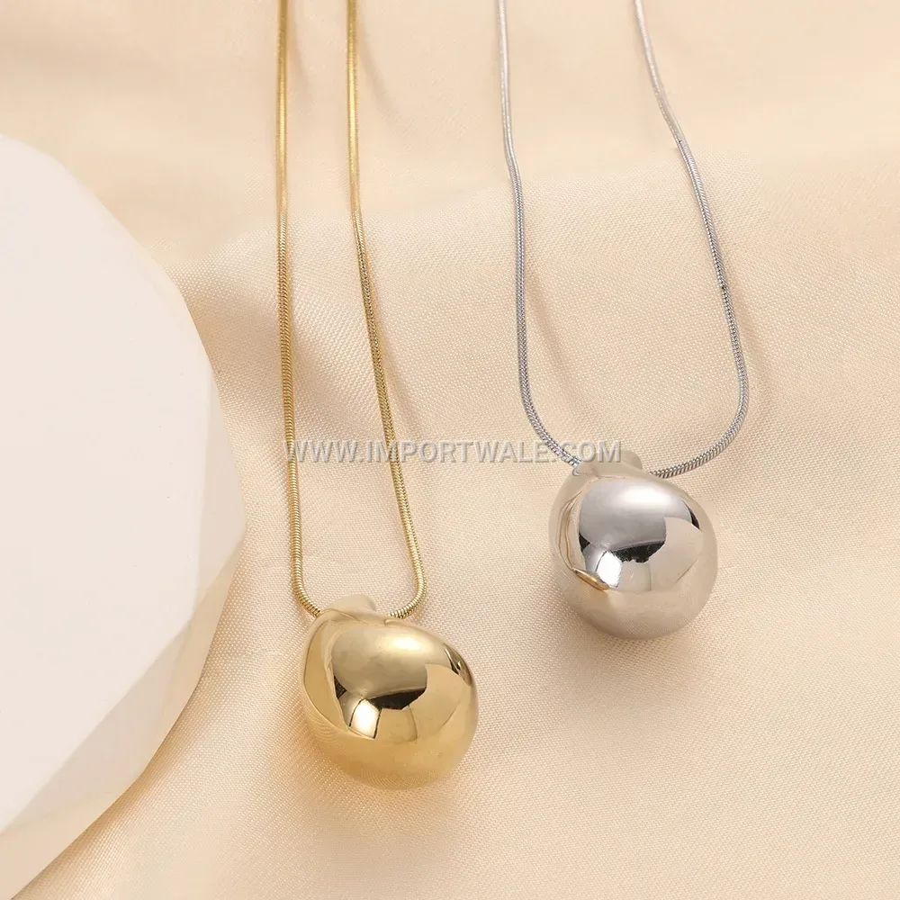 Polished Gold Plated Stainless Steel Teardrop Pendant Necklace