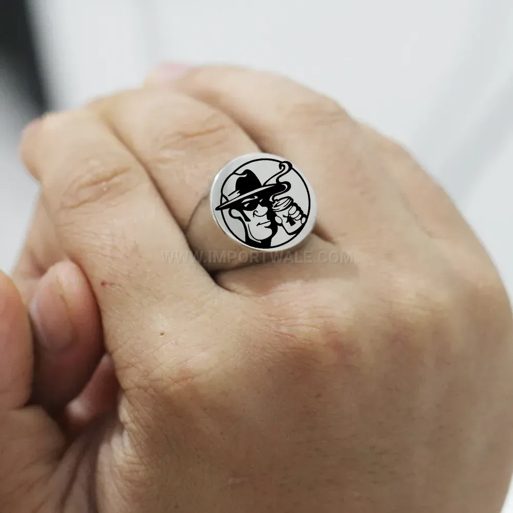 Elegant Laser Engraved Cartoon Stainless Steel Vintage Round Signet Ring