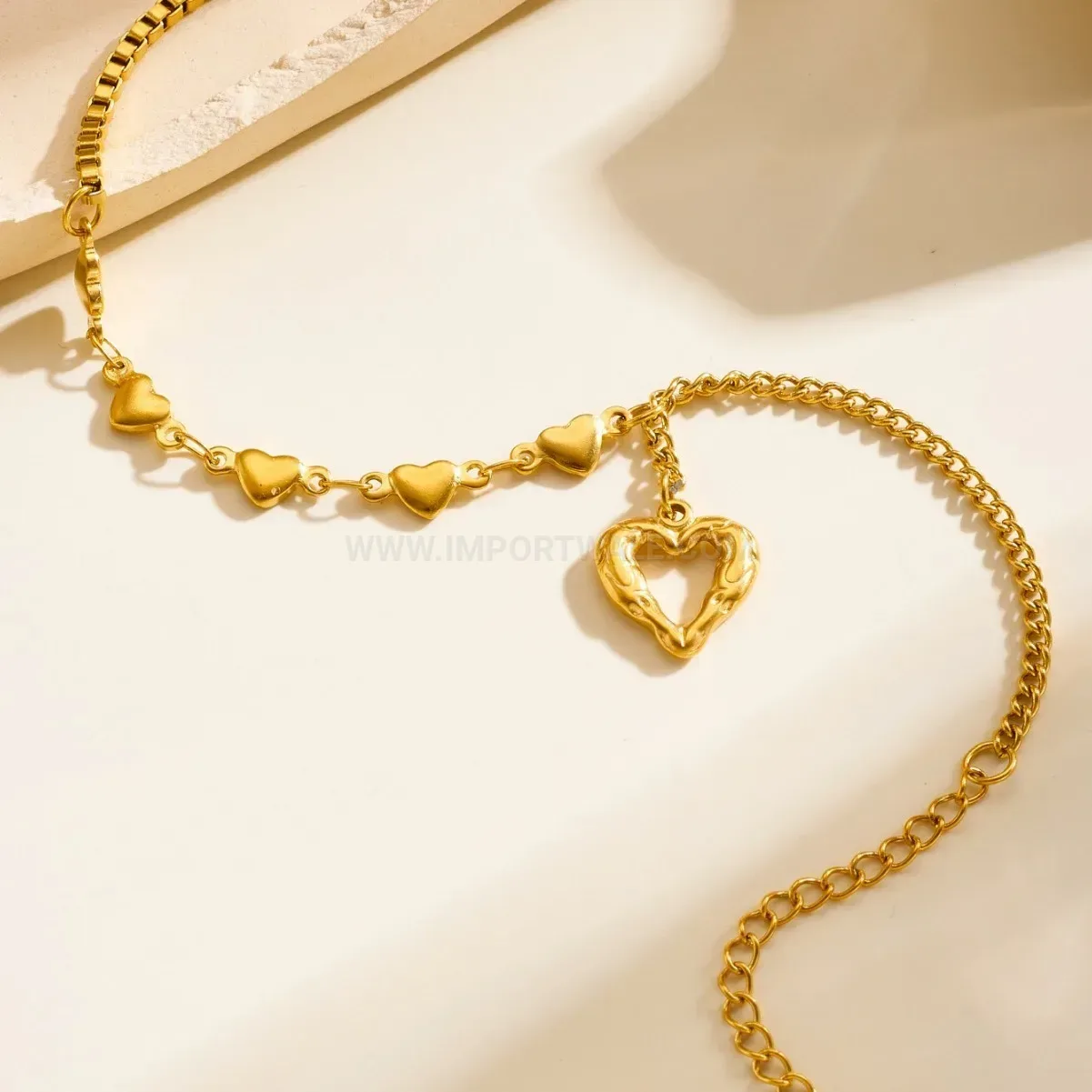 Gold Cut-Out Heart Stainless Steel Chain Bracelet