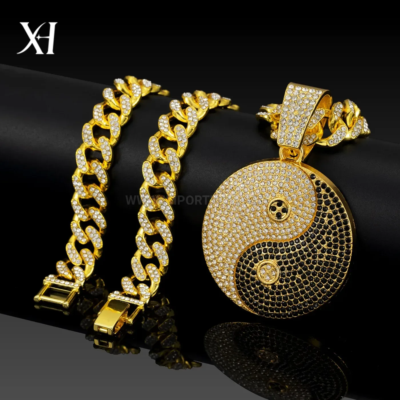 Iced Out Tai Chi Symbol Alloy Hip Hop Pendant