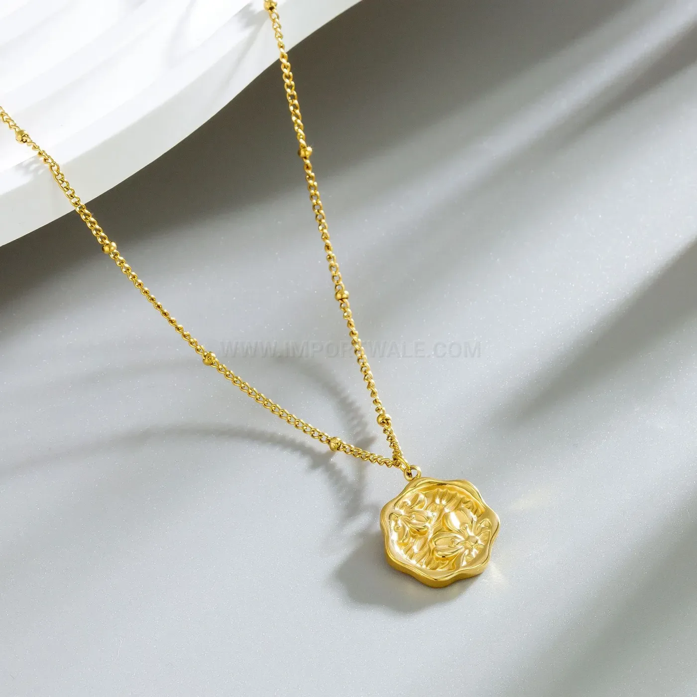Bold Elegant Peach Blossom Engraved Titanium Steel Collar Necklace