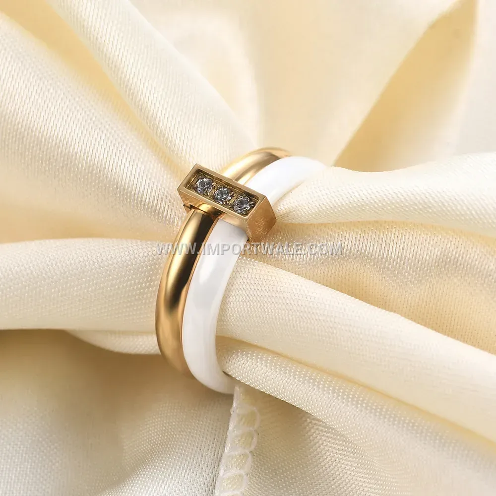 Smooth Spliced Cubic Zirconia Ceramic Ring