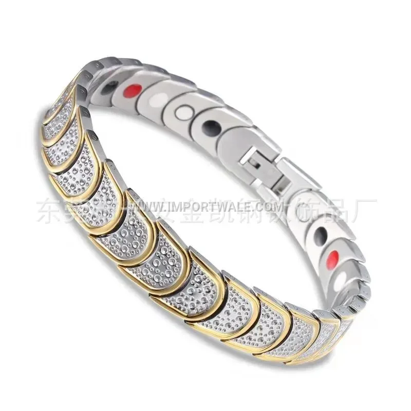Minimalist Stainless Steel Crescent Pattern Link Bracelet