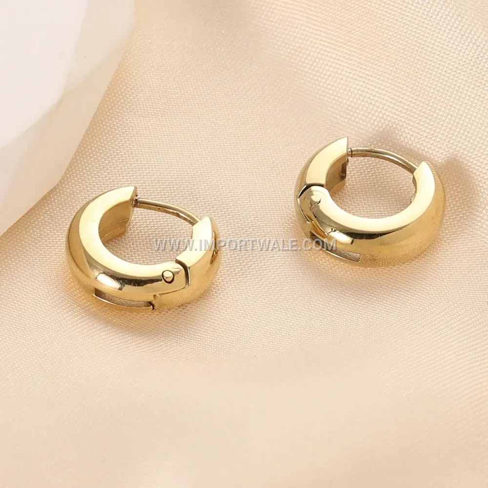 Thick Stainless Steel C-Shaped Half Moon Stud Earrings