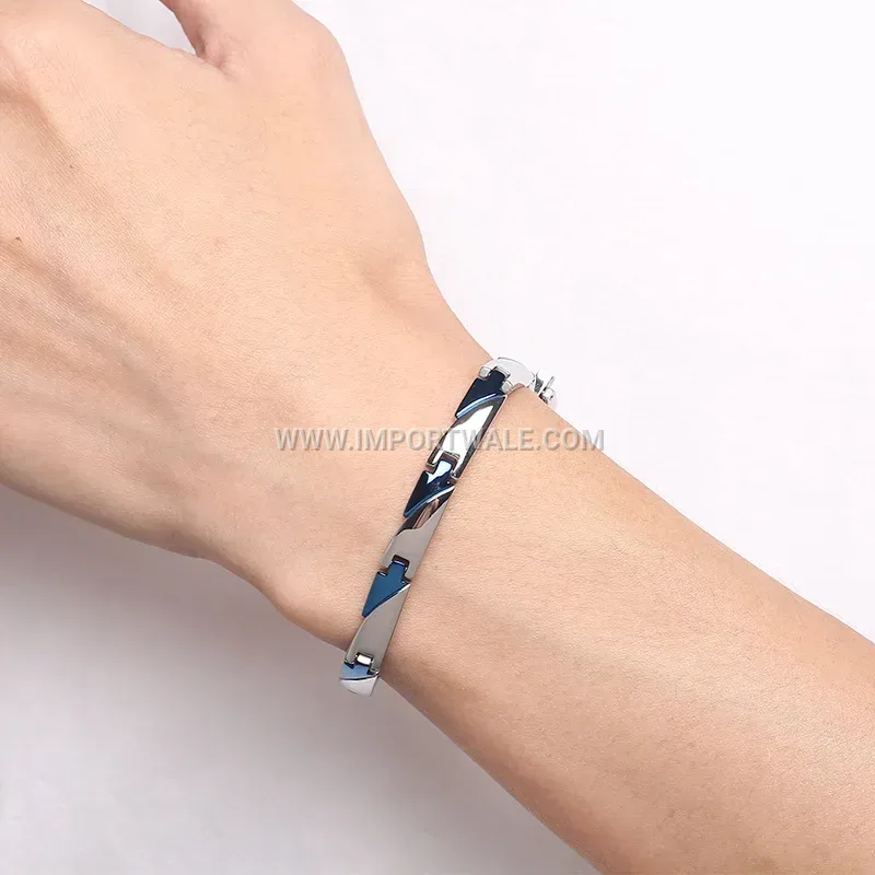 Western Style Titanium Steel Four-in-One Magnetic Bracelet
