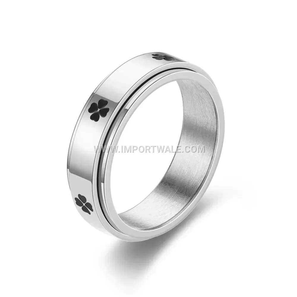 Etched Four Leaf Clover Stainless Steel Spinner Ring
