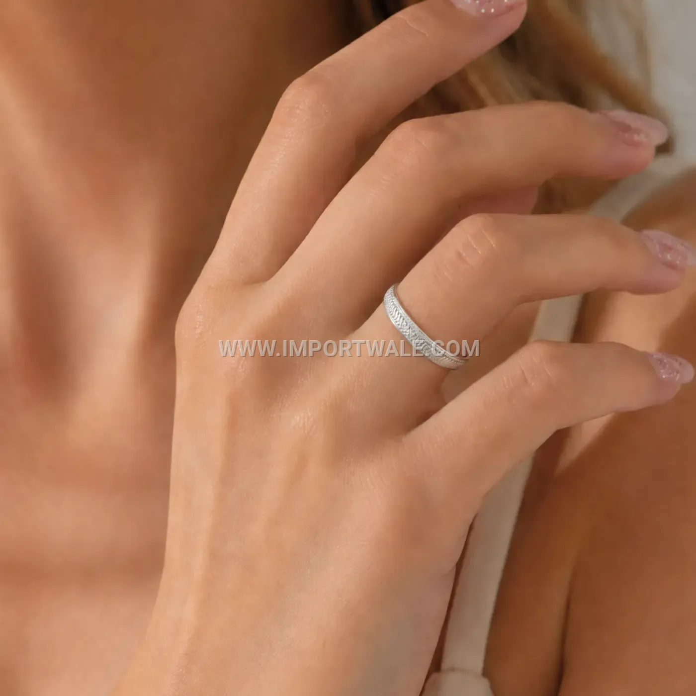 Rotatable Cross Motif Etched Stainless Steel Band Ring