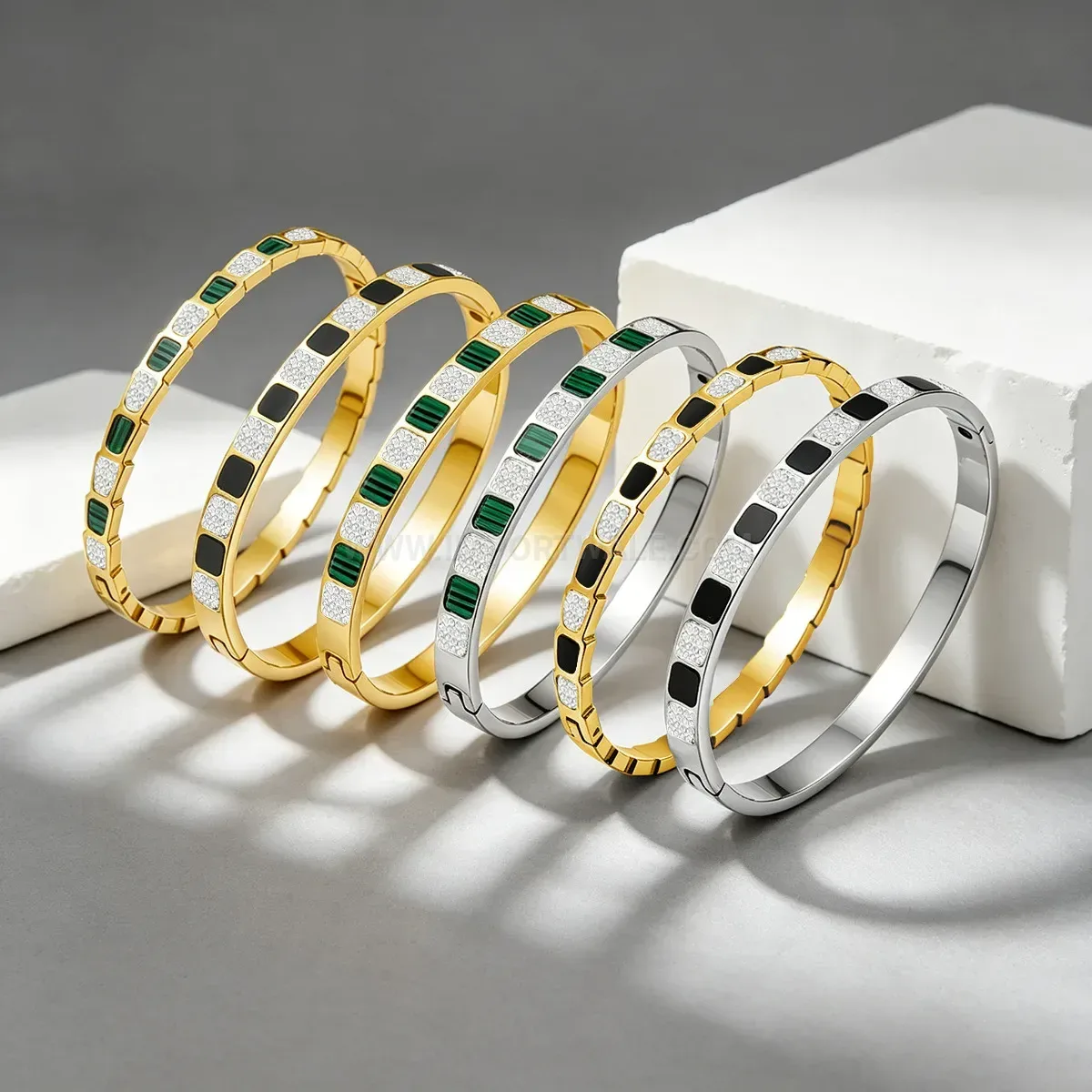 Fashion Geometric Rhinestone Plated Stainless Steel Bangle Bracelet