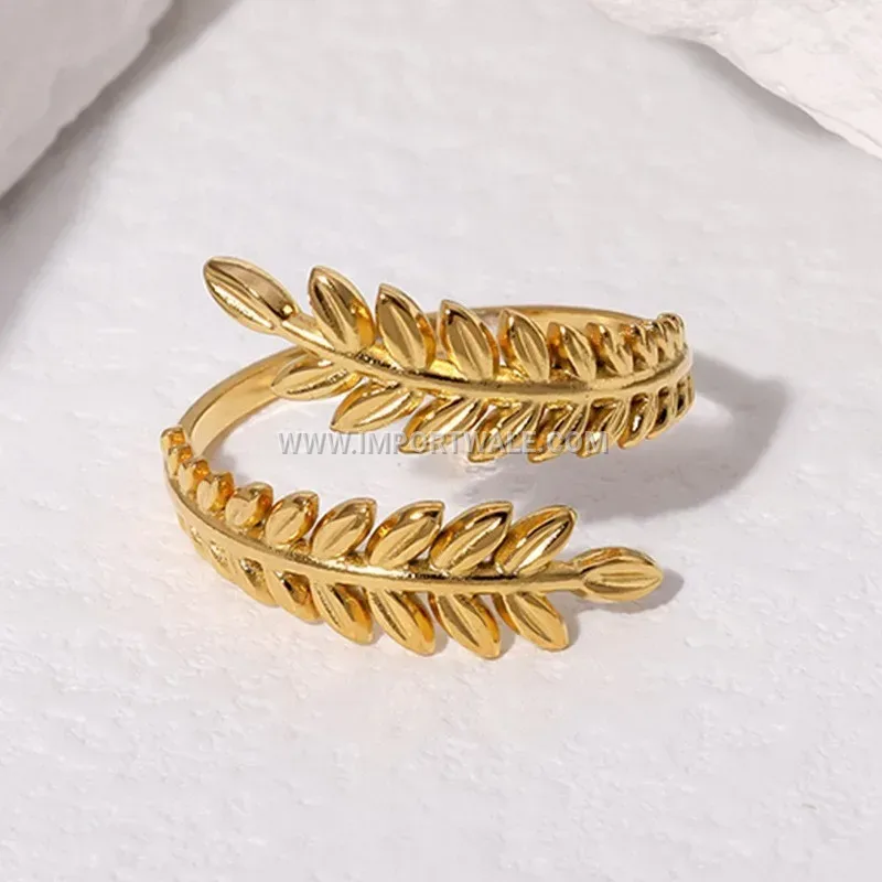Adjustable Stainless Steel Maple Leaf Stamped Open Ring