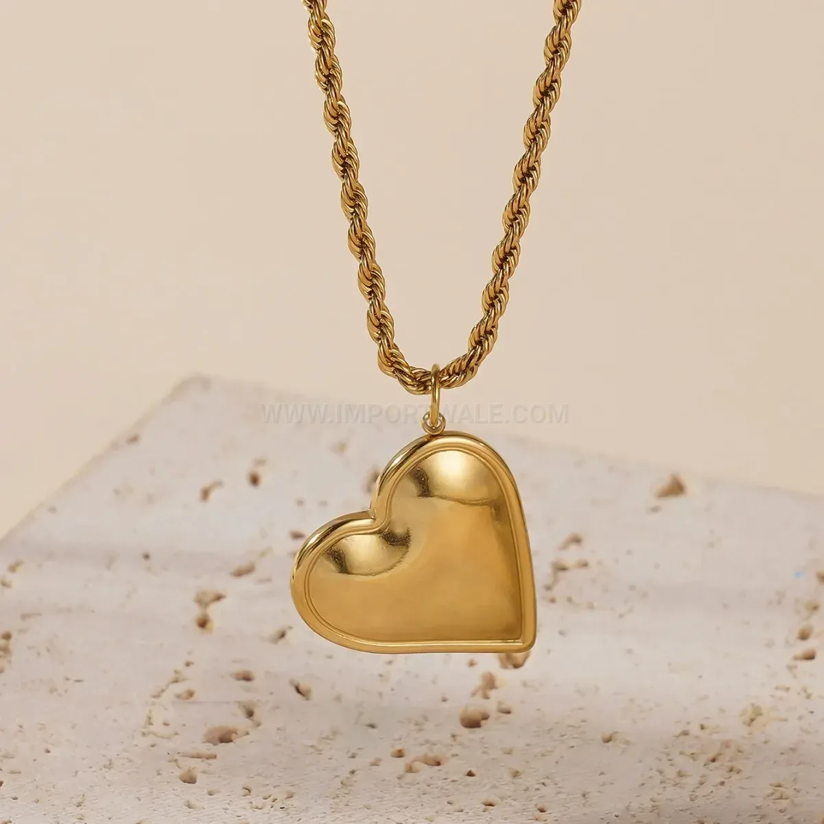 Designer Retro Gold Plated Heart Pendant Twist Chain Necklace and Earrings