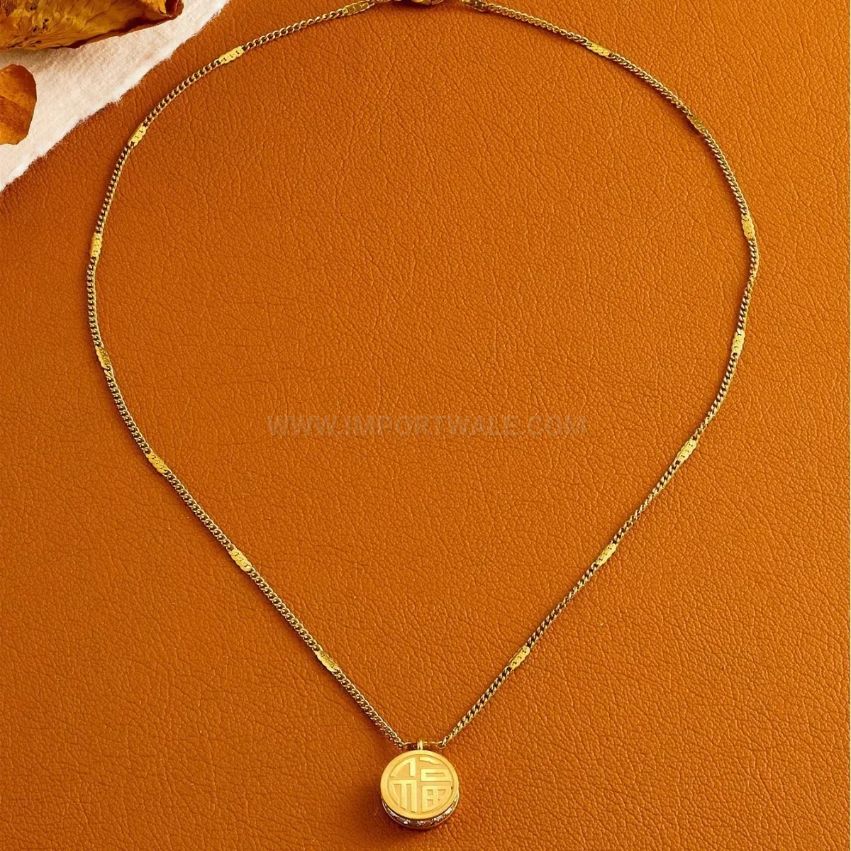 Fashion Double Sided Character Pendant Stainless Steel Gold Clavicle Necklace