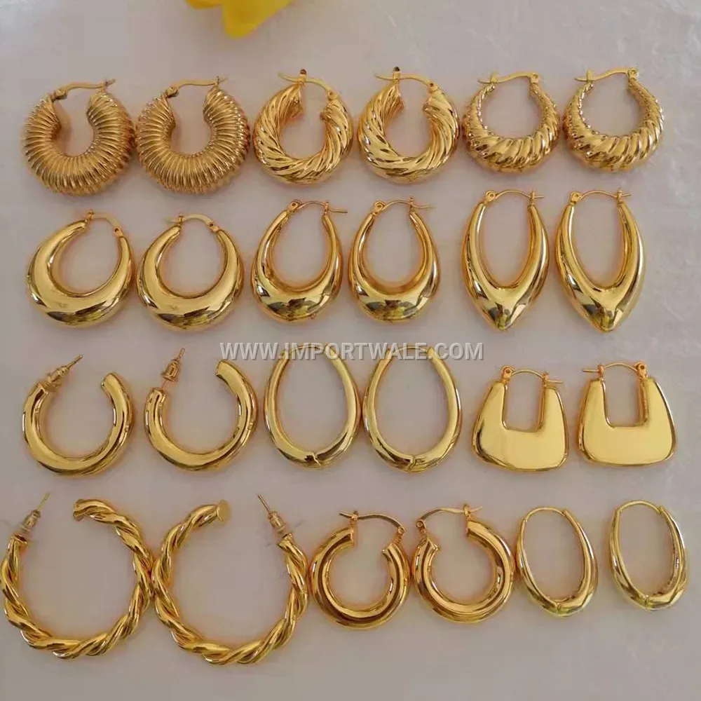 Hollow Geometric Metallic Stud Earrings