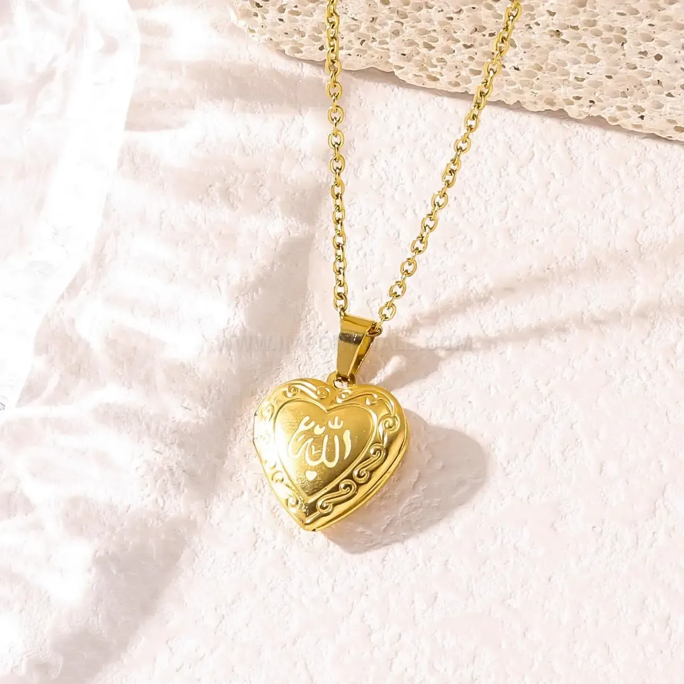Trendy Openable Heart Photo Locket Arabic Calligraphy Pendant Necklace