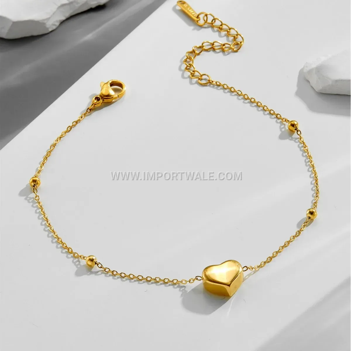Elegant Gold Stainless Steel 3D Heart Charm Premium Anklet