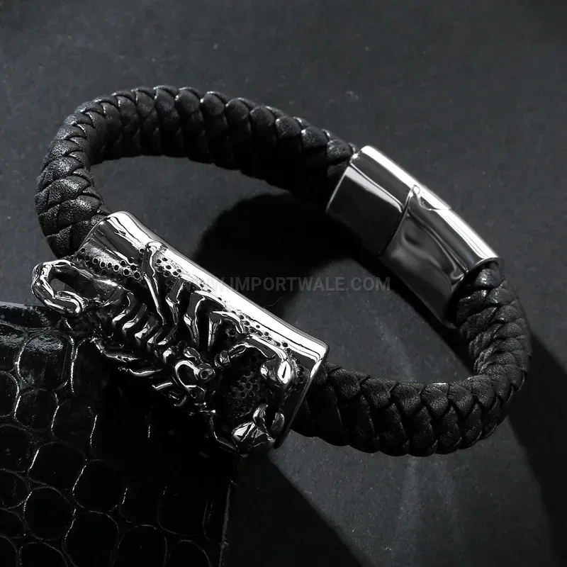 Scorpion Motif Genuine Leather Stainless Steel Men Bracelet