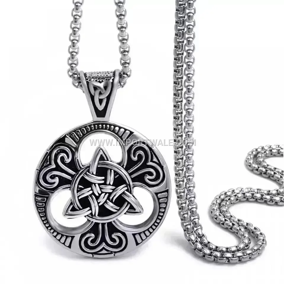Retro Stainless Steel Irish Celtic Knot Pendant