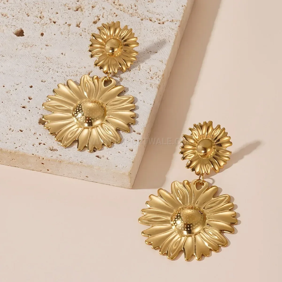 Classic Vintage Gold Plated Titanium Steel Sunflower Earrings