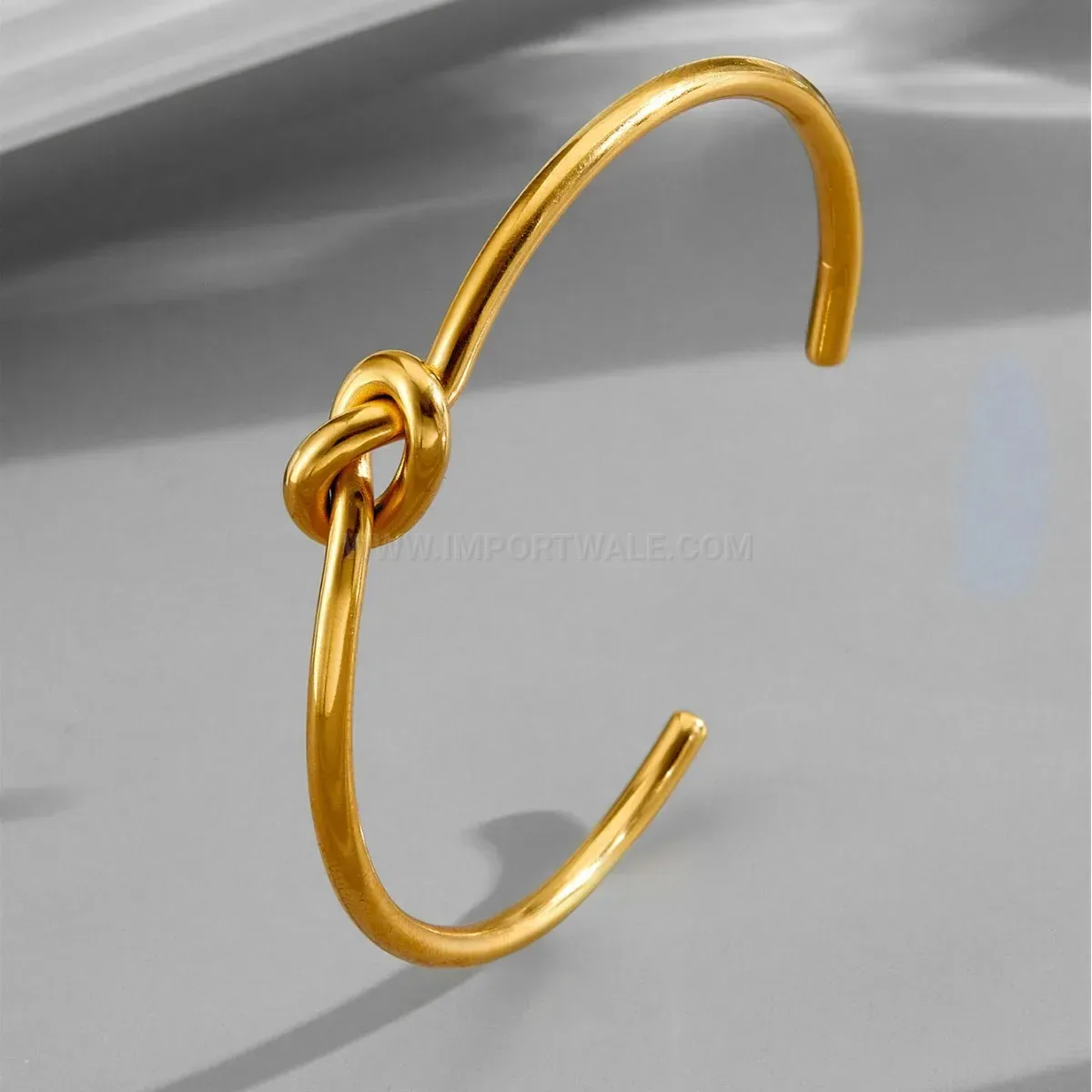 Fashion Minimalist Gold Plated Stainless Steel Love Knot Open Bangle