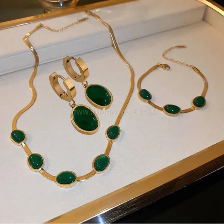 Vintage Emerald Green Titanium Steel Snake Chain Jewelry