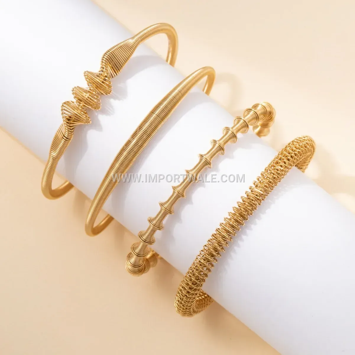 Vintage Style Gold Titanium Steel Threaded Geometric Bangle