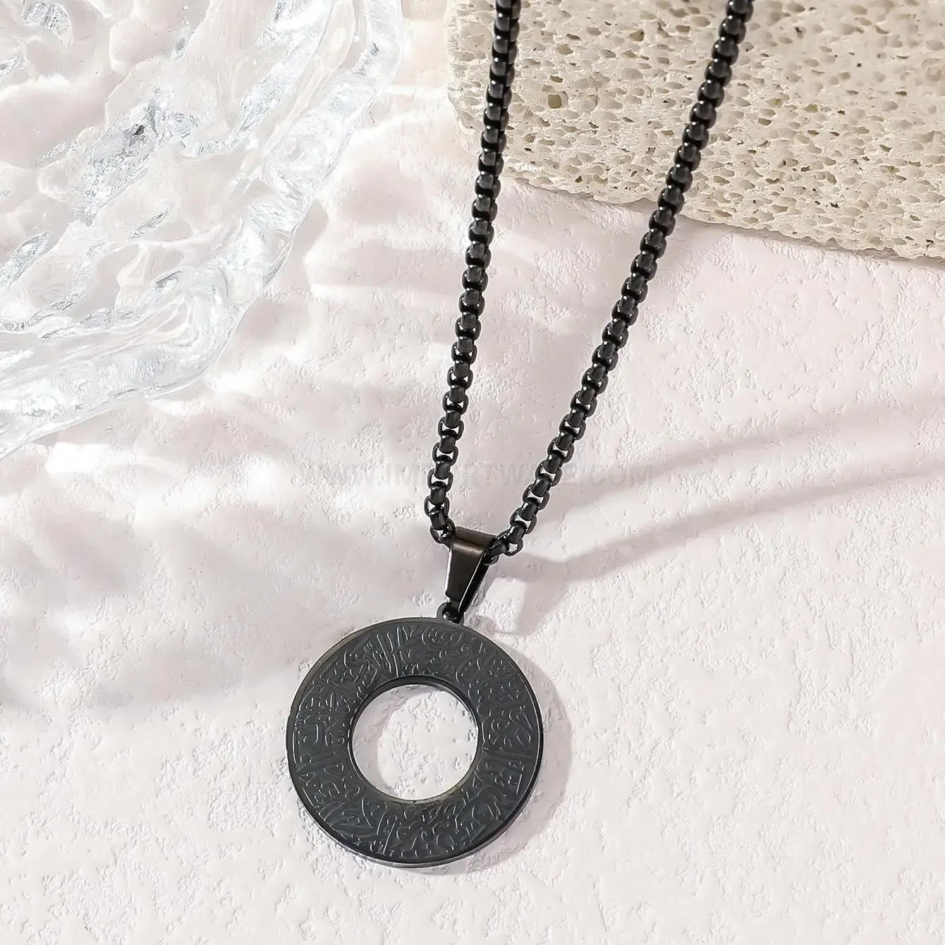 Fashion Stainless Steel Coin Ayatul Kursi Verse Religious Medallion Necklace