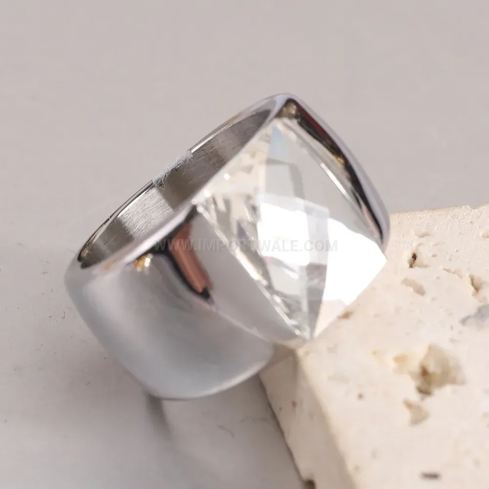 Stylish Crystal Inlaid Stainless Steel Band Ring