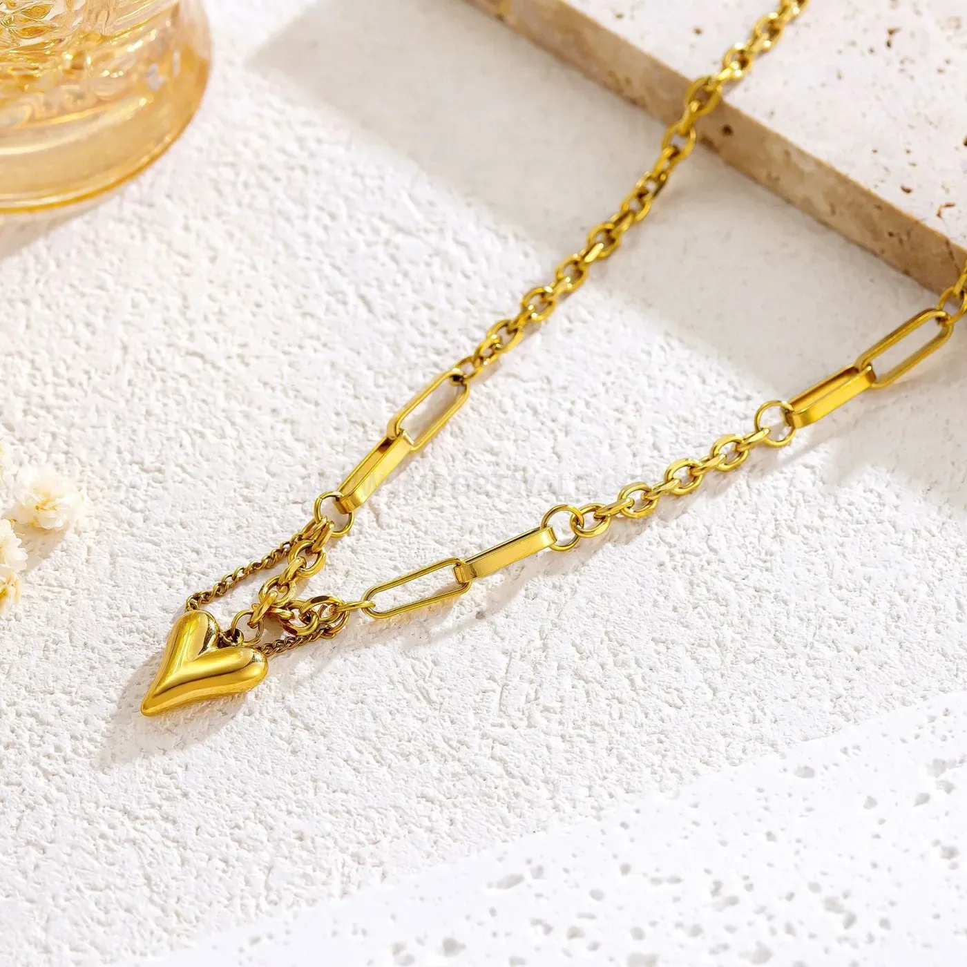 Fashion Retro Titanium Steel Heart Pendant Box Chain Jewelry Set