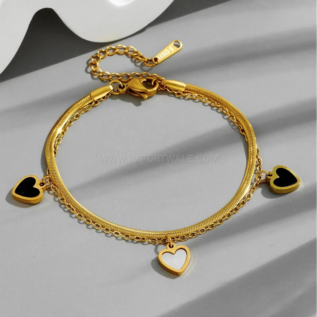 Premium Gold Plated Titanium Steel Heart Shell Pendant Jewelry