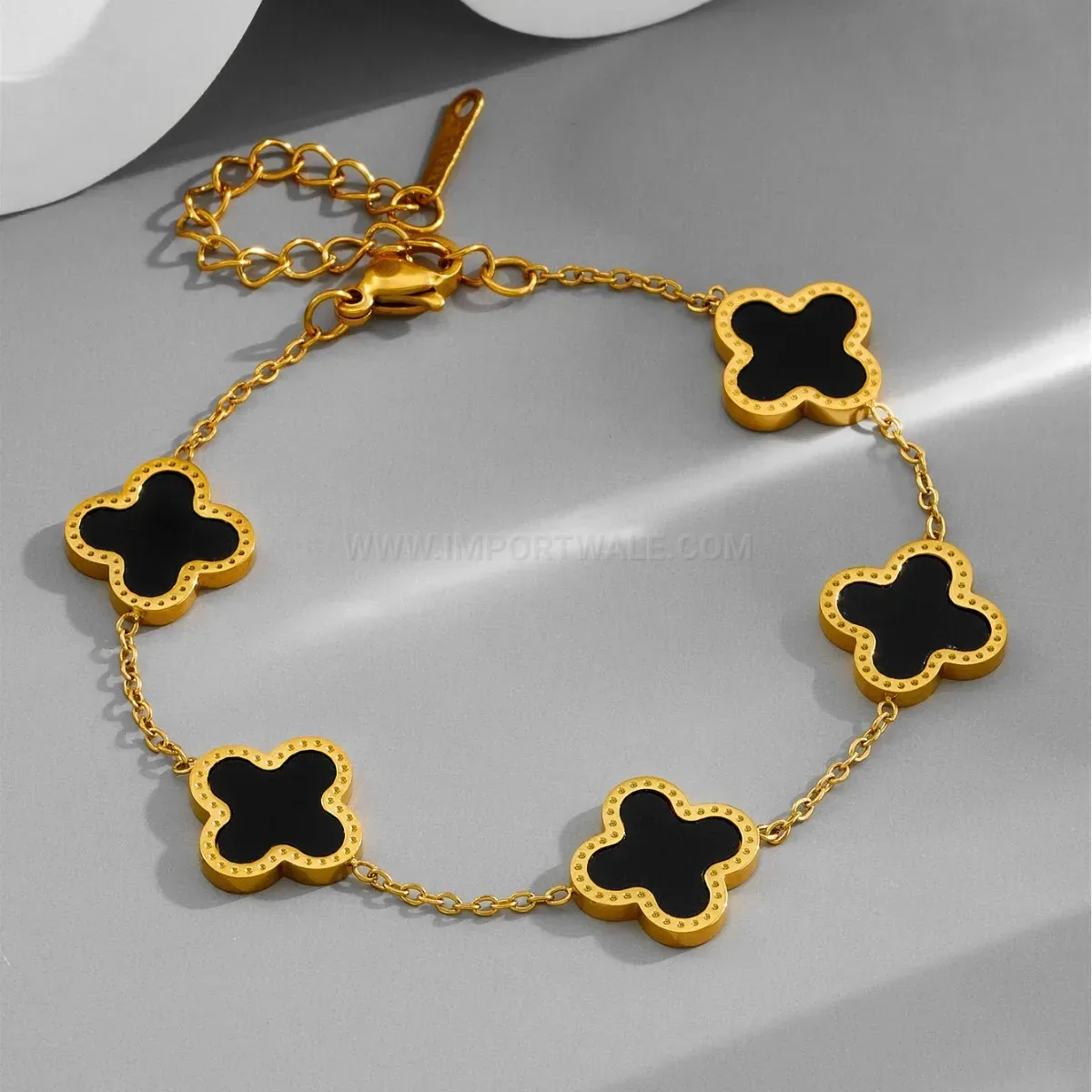 Vacuum Plated Titanium Steel Shell Charm Bracelet