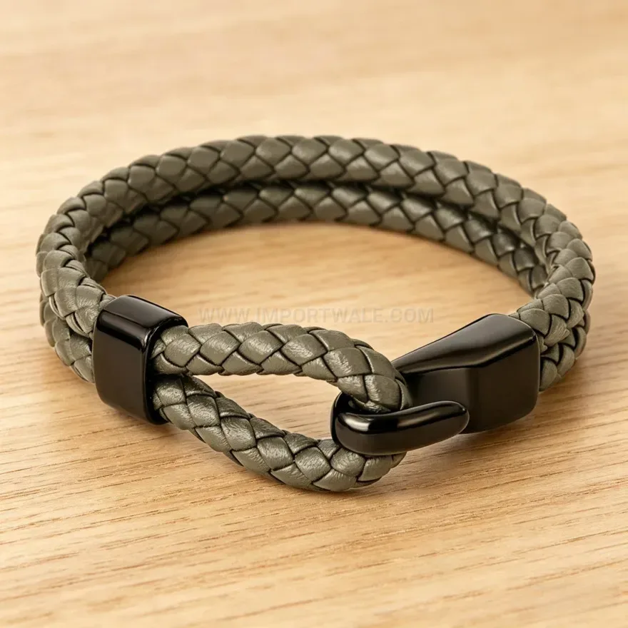 Trendy Handcrafted Braided PU Leather Cord Bracelet with Alloy Magnetic Clasp