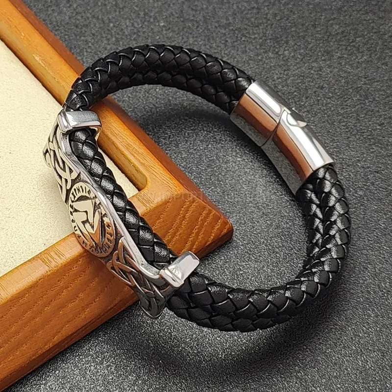 Trendy Geometric Engraved Triangle Stainless Steel Two-Tone Leather Bracelet