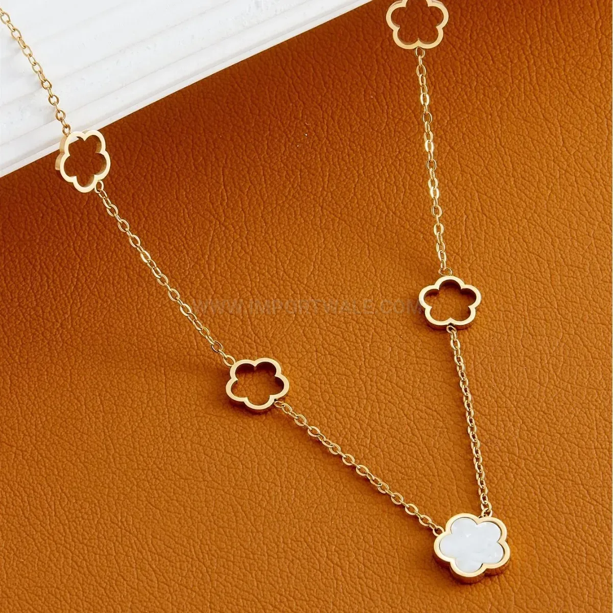 Elegant Titanium Steel White Shell Five-Petal Flower Pendant Necklace