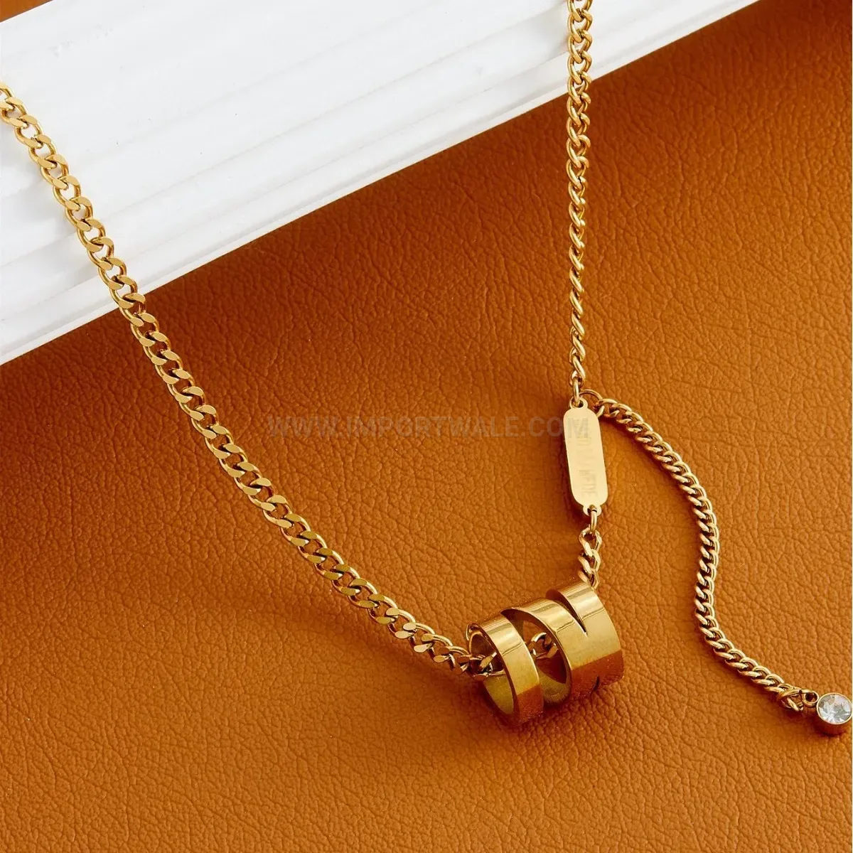 Designer Gold Titanium Steel Cylinder Tassel Charm Clavicle Necklace