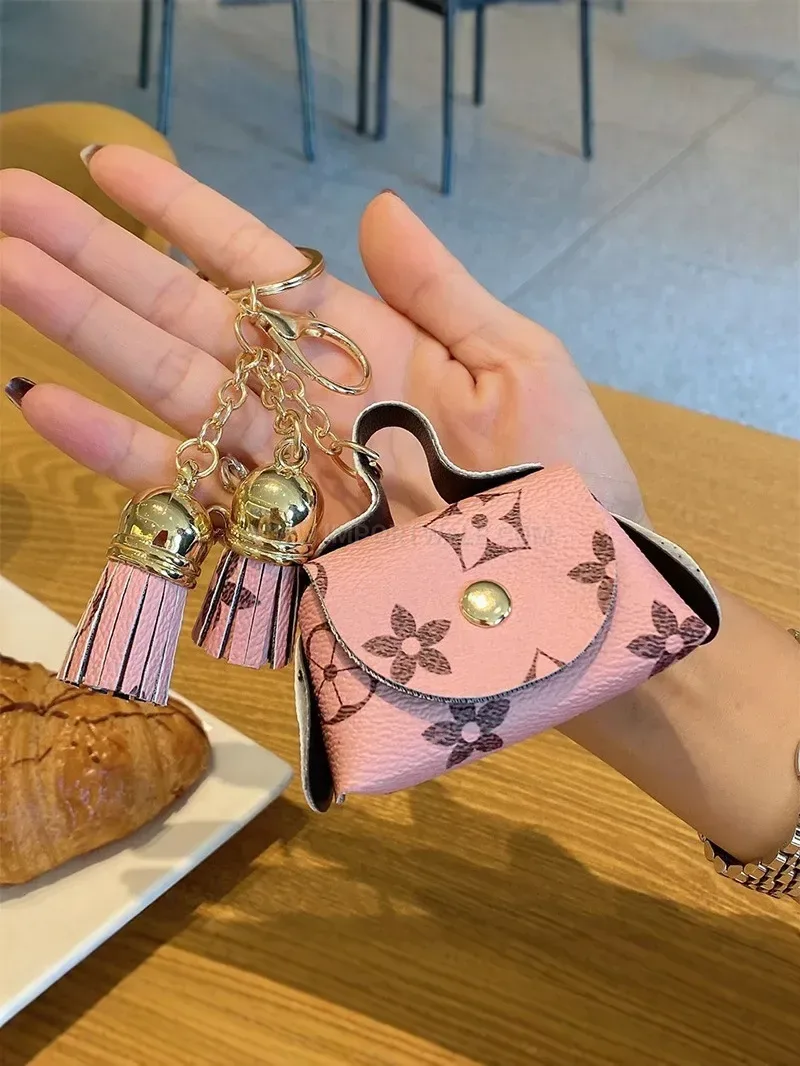 Trendy Vintage Embossed PU Leather Mini Charm Coin Pouch Keychain