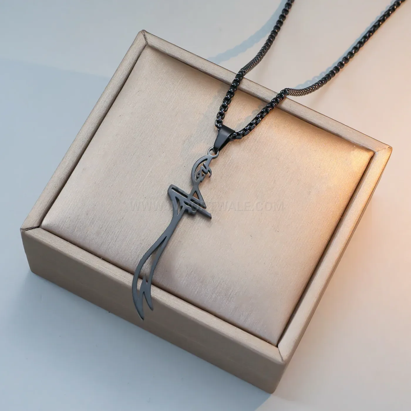 Trendy 18K Gold Plated Stainless Steel Arabic Calligraphy Pendant Necklace