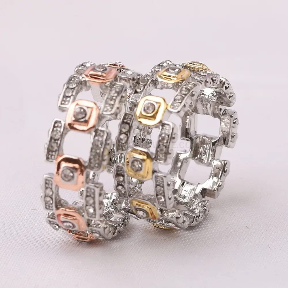 Minimalist Alloy Band Ring with Sparkling Cubic Zirconia