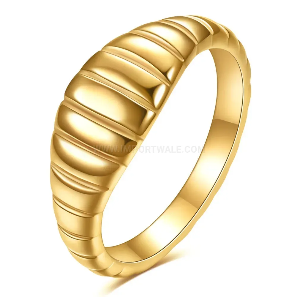 Bold Ribbed 18K Gold Plated Stainless Steel Ring